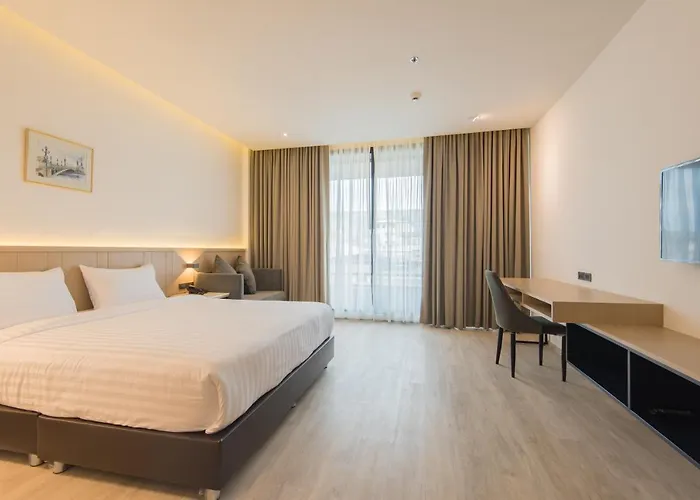 Madison Hotel
