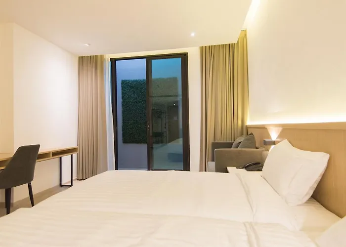 Madison Hotel