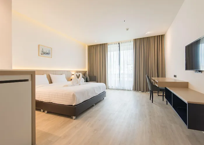 Madison Hotel